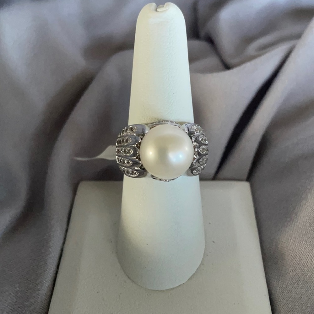 JTV Pearl Ring